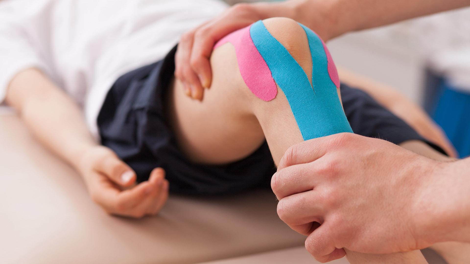 Kinesio Taping at Center For Auto Accident Injury Treatment in San Diego